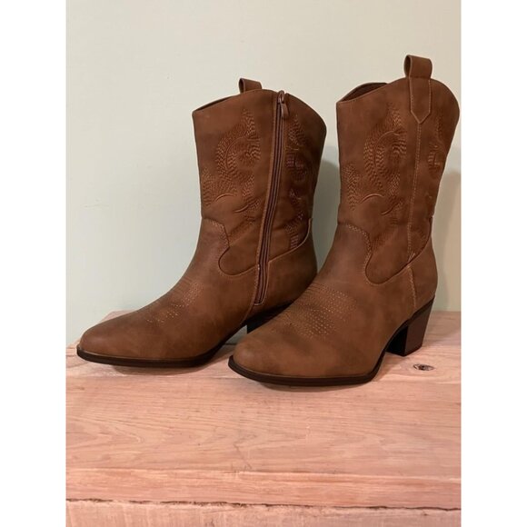 🆕Women Camel Suede leather Embroidered Country Heel Pointed Toe Cowgirl Boots - Picture 1 of 10